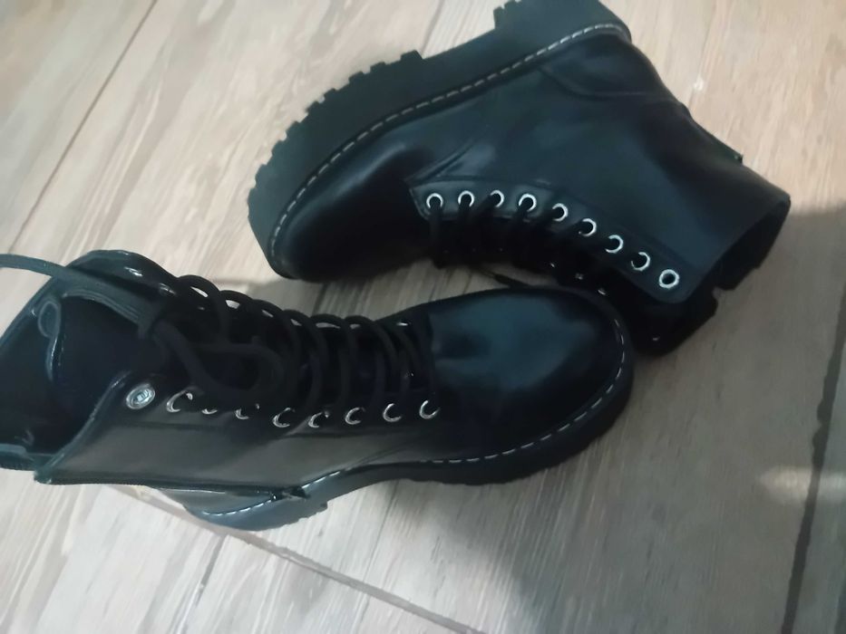 Ghete din piele stare perfectă nr 37