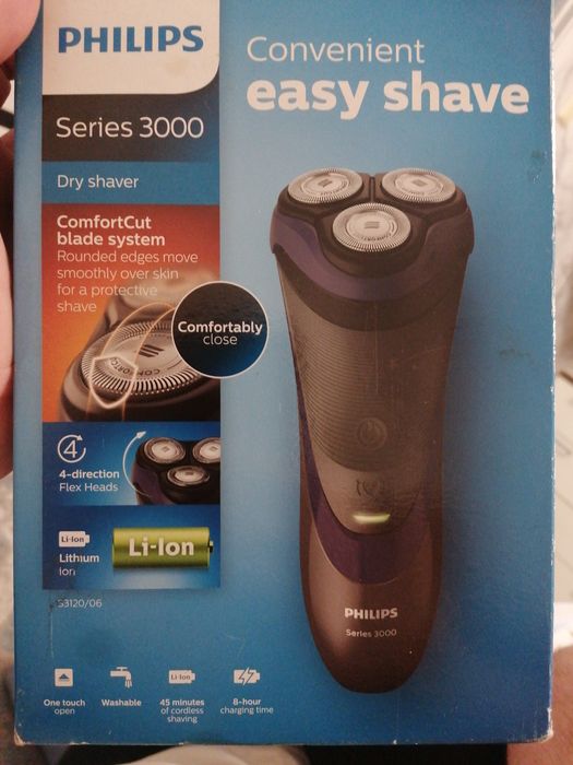 Продам электробритву Philips
