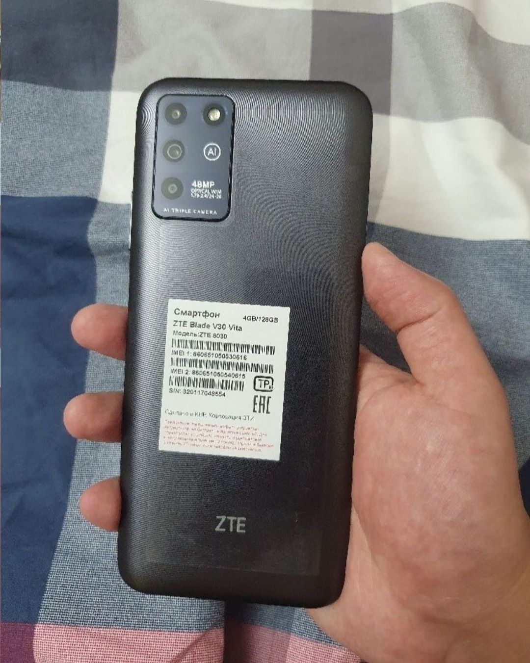 Srochna Prodam Sotiladi ZTE Blade V30 4/128Gb Black 4G Orginal