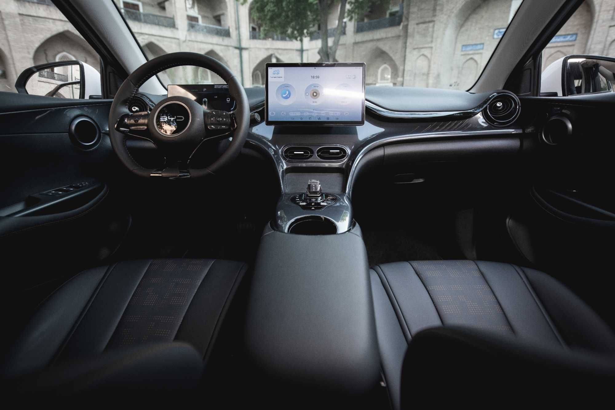 Новый BYD E2 405km LUXE. Официальный дилер BYD. В Наличие!