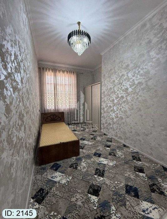 SOTILADI №2145 5-mikrorayon jomiy aurani oldida 2xonalik uyimiz