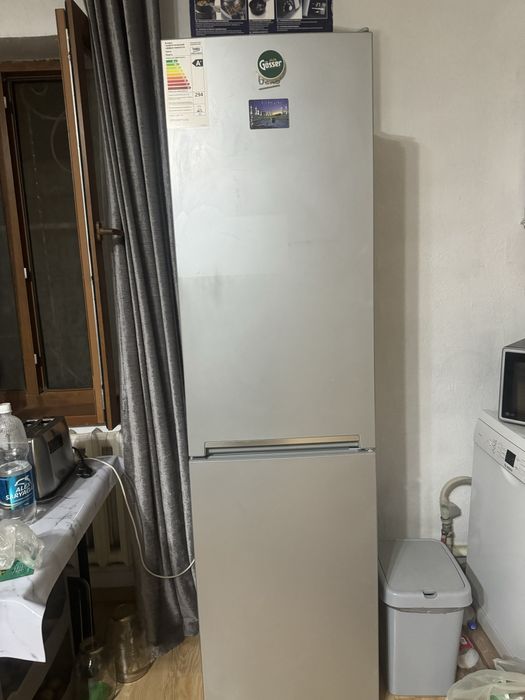 продам холодильник ВEKO