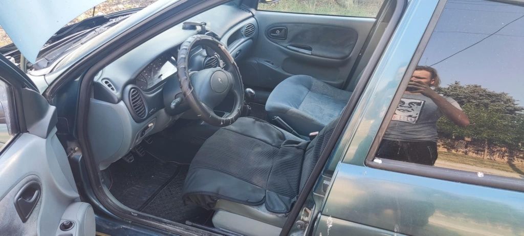Renault Megan ..