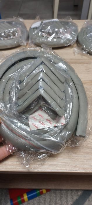 Protectie colturi mobila pentru bebelusi