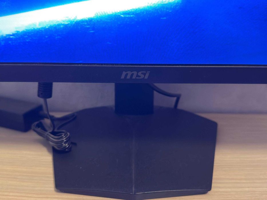 MSI - 27" G274F Gaming Monitor, IPS, 1mc, 180hz (идеал)