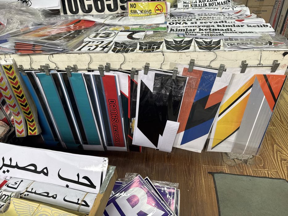 Nakleykalar zakazga va optomga