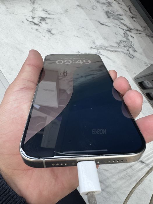 iPhone 15 Pro Max natural 256Gb 84%