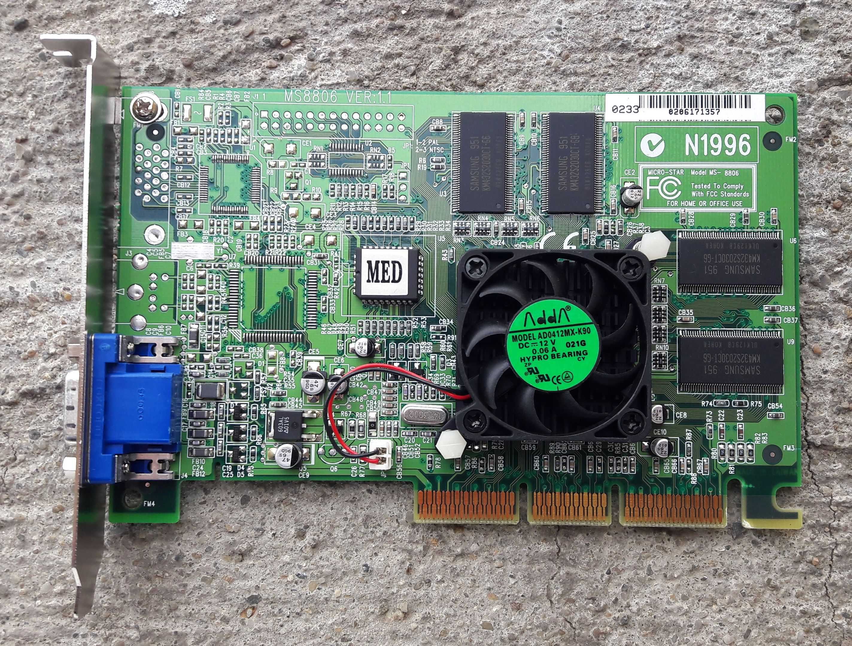 Placa video de colectie - MSI MS-8806 nVIDIA RIVA TNT 2 Pro AGP 32MB