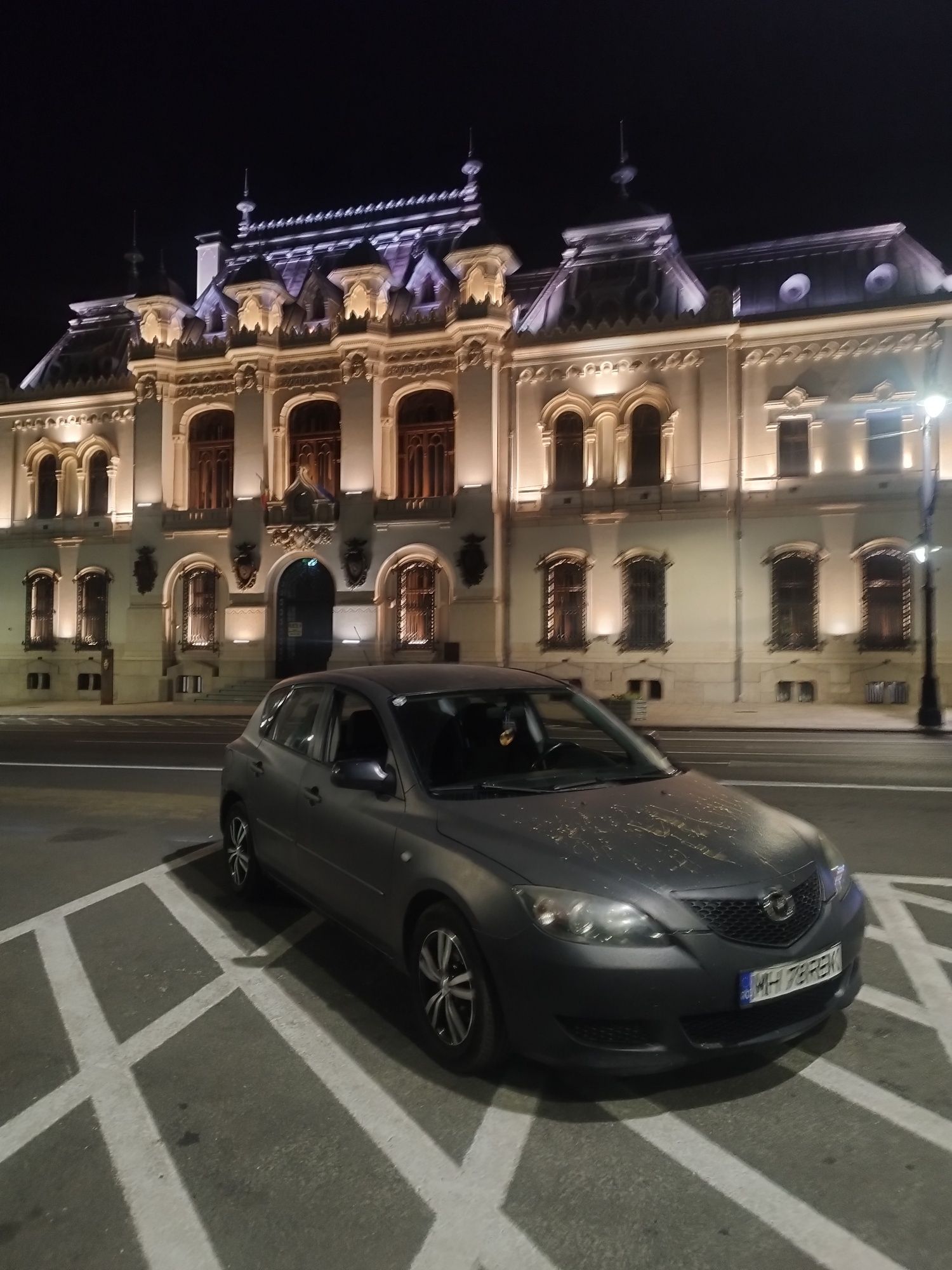 Vând Mazda 3
An fabricație 2005
motor 1.6i Consum mic
4 Geamuri electr