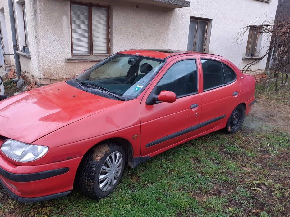 Продавам Renault Megane