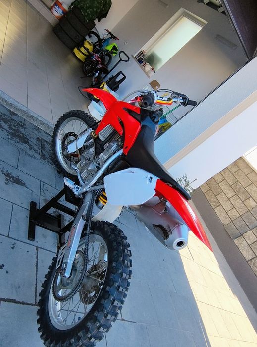 Honda crf 150r cross