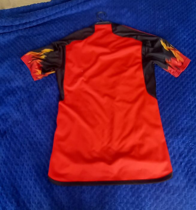 Оригинални футболни тениски