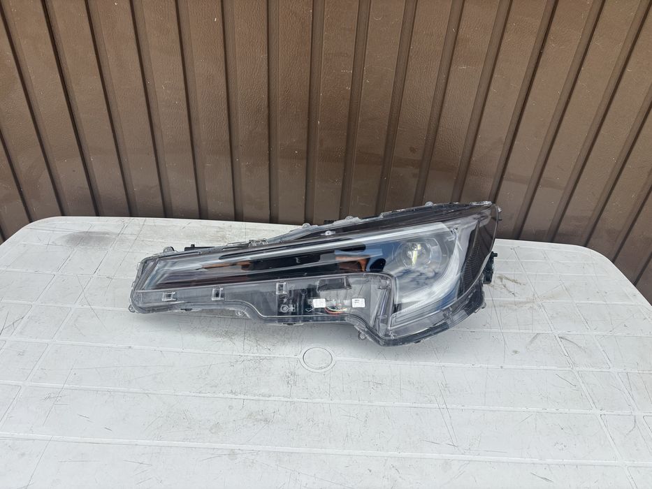 Far stanga  toyota corolla