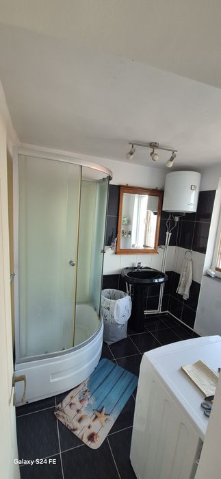 Apartament in casa cu etaj