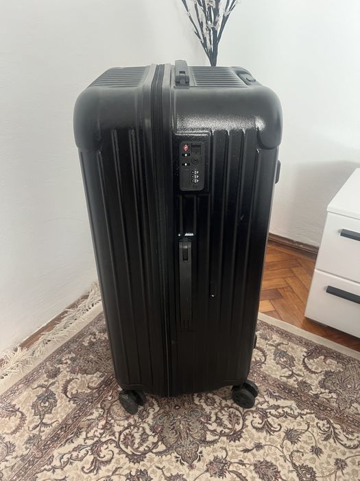 Valiză Rimowa originală – stare excelentă