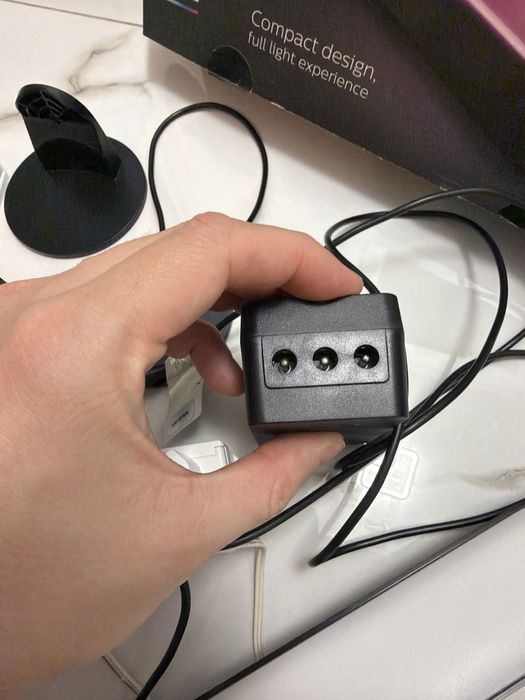 Lampa inteligenta philips HUE + brick