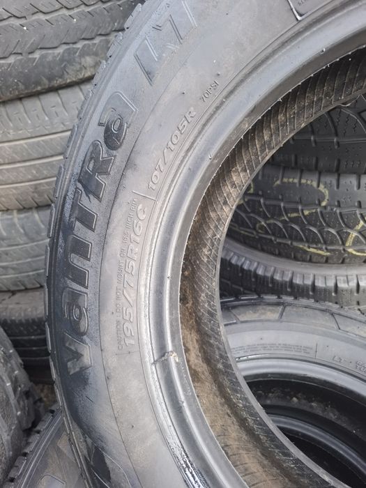 Vand set 4 anvelope 195 75 16 C hankook de vara