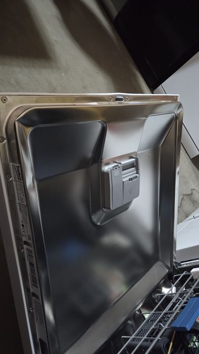 Съдомиялната машина BEKO BDFN 26640 W