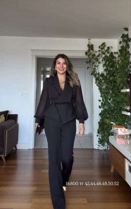 Костюм женский брючный