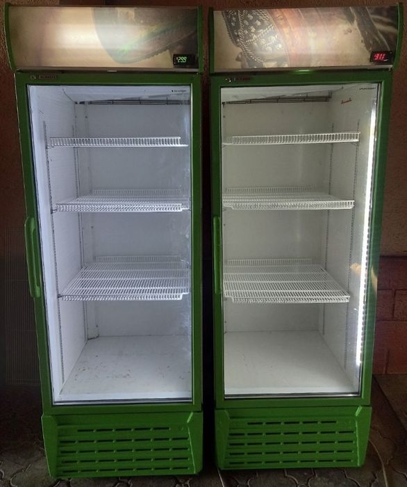 Витринный холодильник / Холодильник для напитков