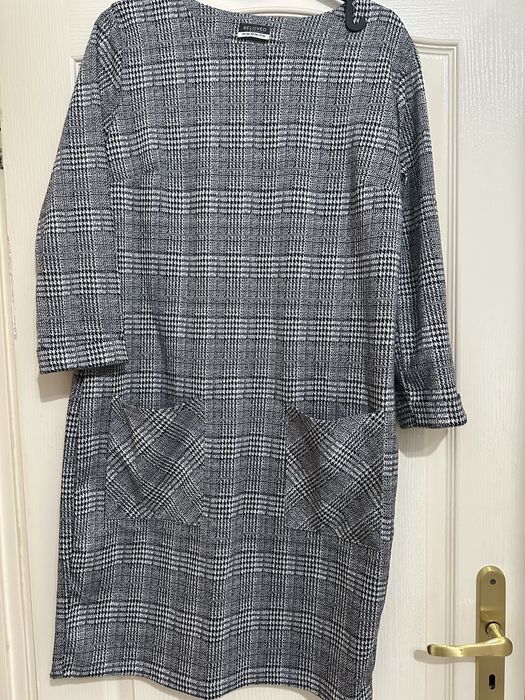 Рокля в актуален за сезона десен