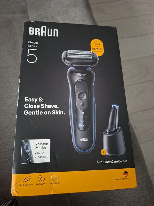 Vand aparat de ras braun