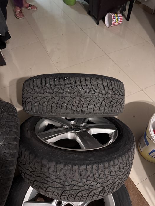 Vand 4 roti anvelope de iarna r16