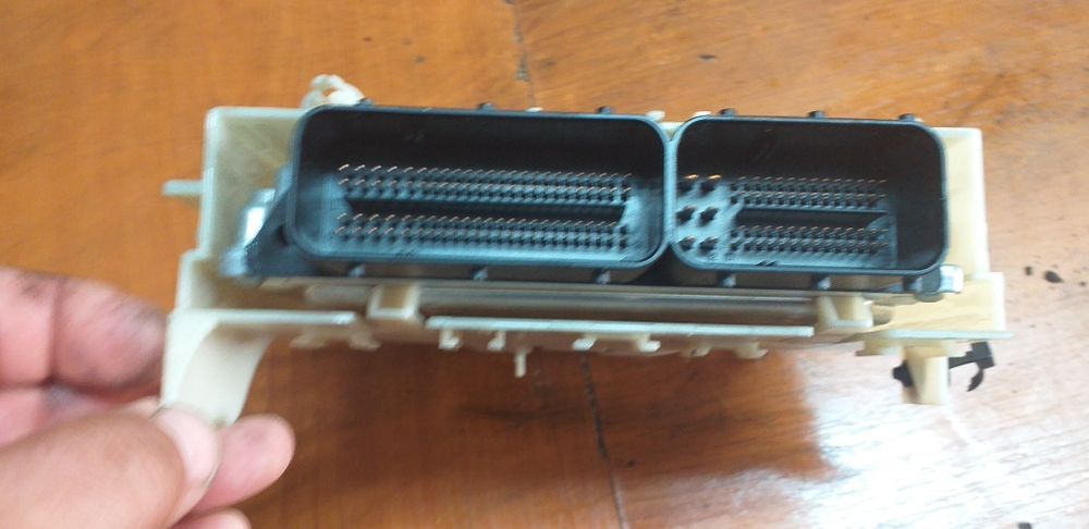 Calculator Ecu motor Bmw seria 118d