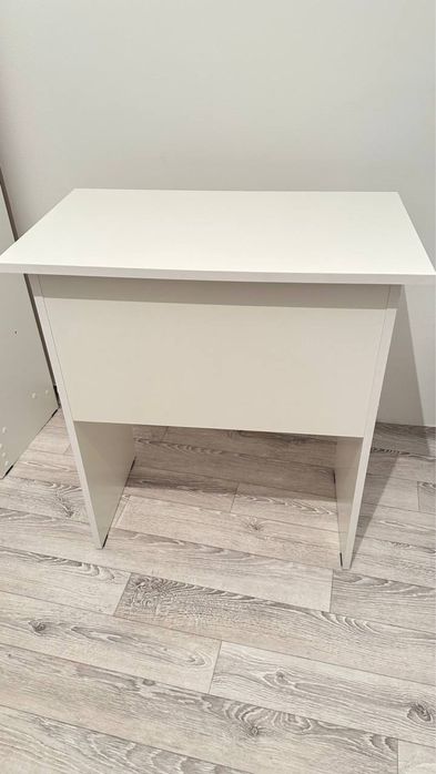 Продам Стол для Учебы или Рабочий