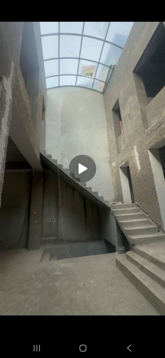 Продаётся дом на земле дустлик состояние коробка