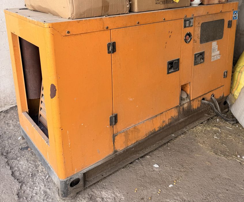 Генератор 30 KW Сотилади