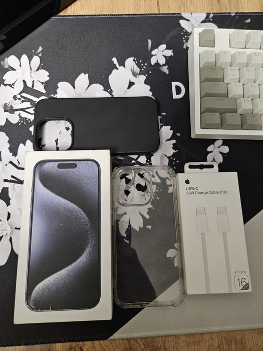 Apple IPhone 15 pro, 256gb, 90акб