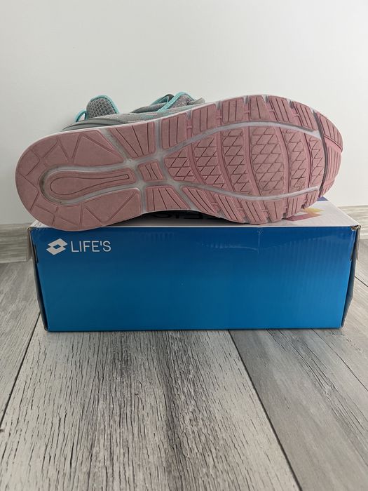 Pantofi sport Lotto marimea 41