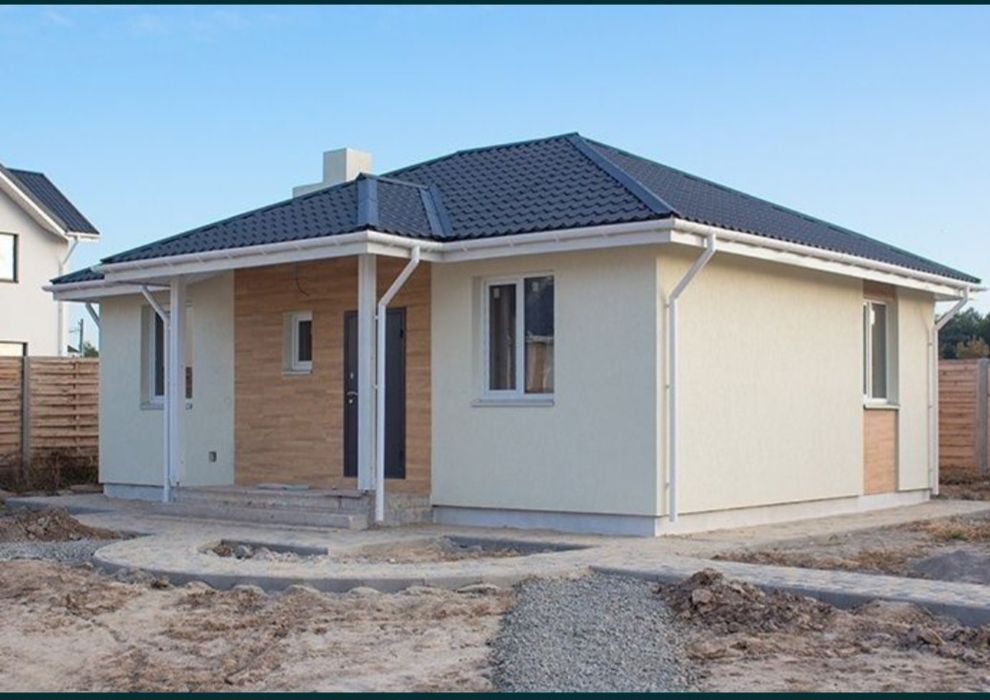 Vând case pe structura metalica