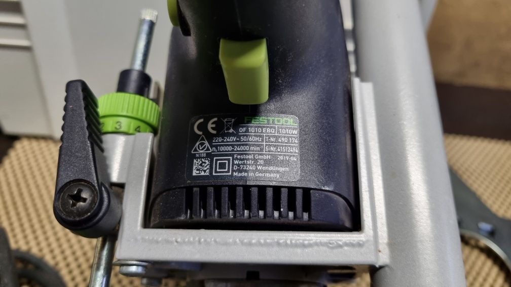 Оберфреза Festool