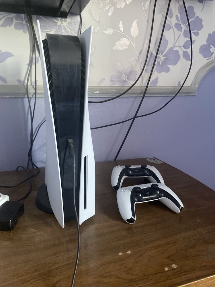 Playstation 5 в идеальном состояние, торг нету