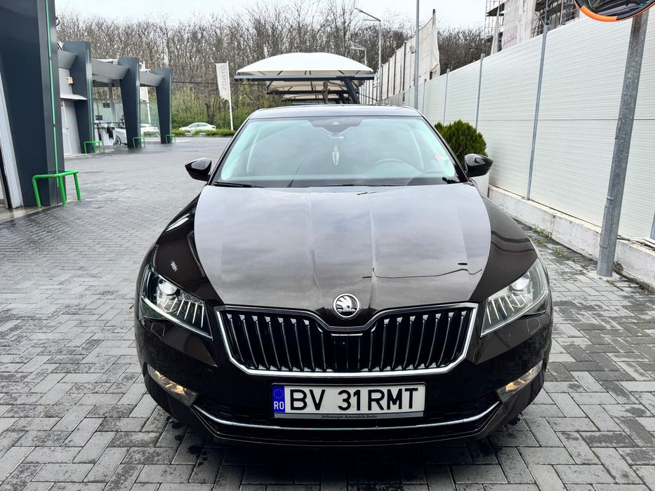 Vand Skoda Superb 2.0 Tdi DSG