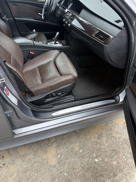 Кожен комфортен салон БМВ Е61 напа кожа