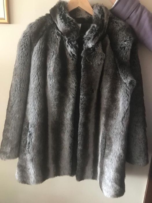 Чисто нов дамски кожух