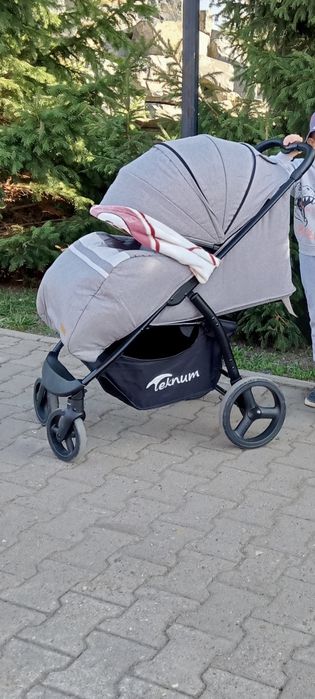 Продам детское. Коляска,шезлонг,ванночка