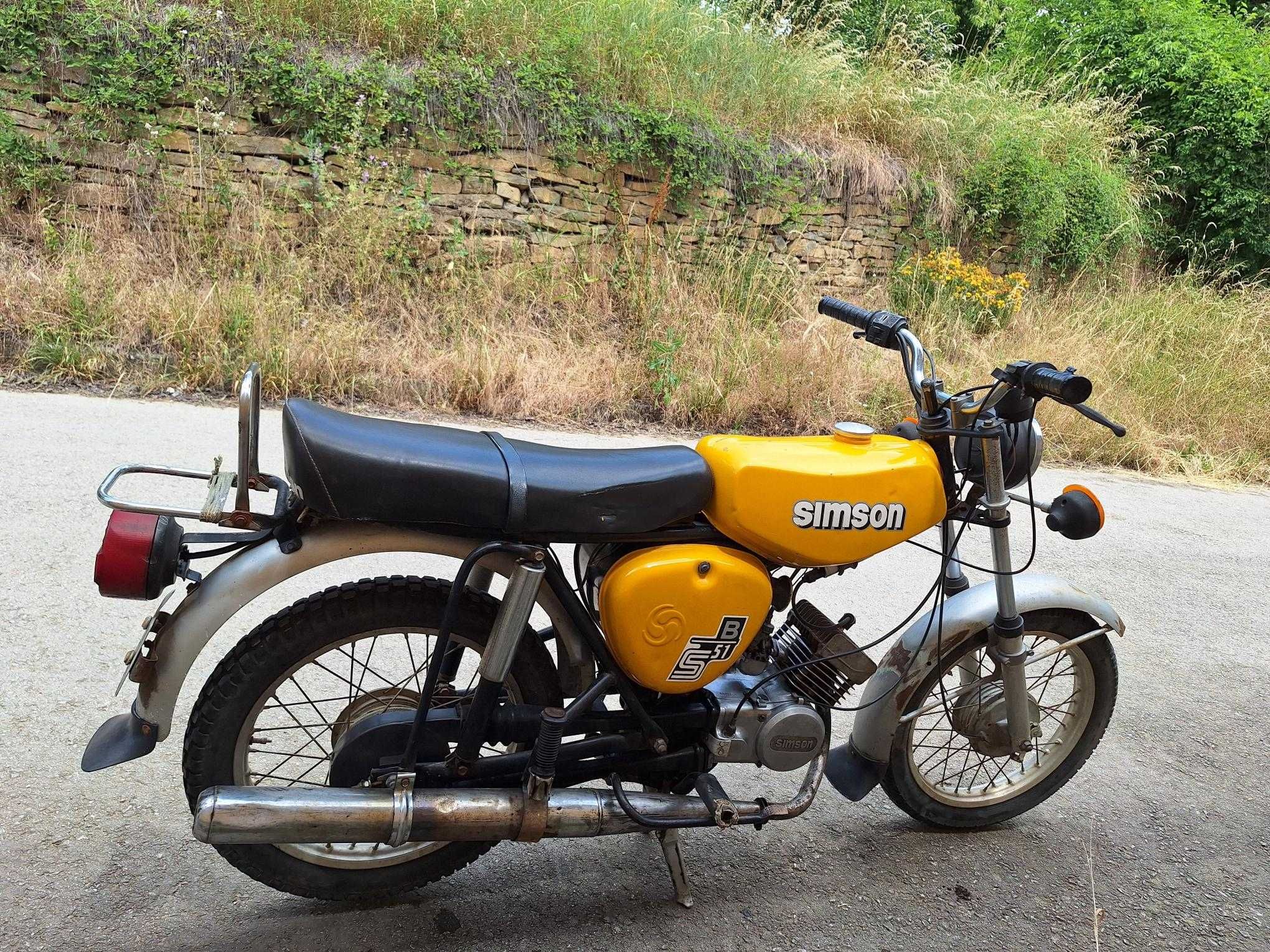 Продавам Simson S51