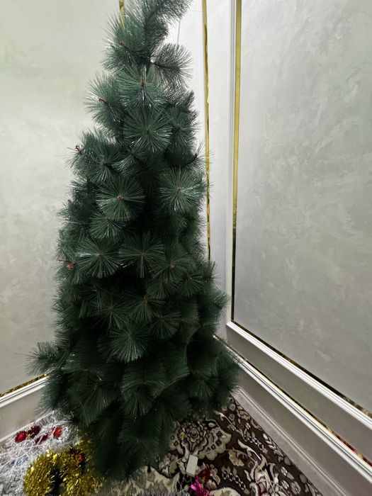 елка новая отличная