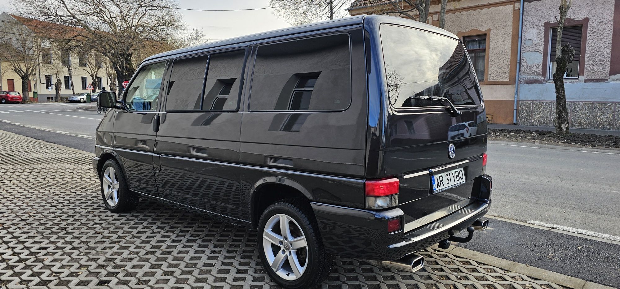 Vw T4 Caravelle 2.5 151 Cp Full Pretul in Euro !!!
