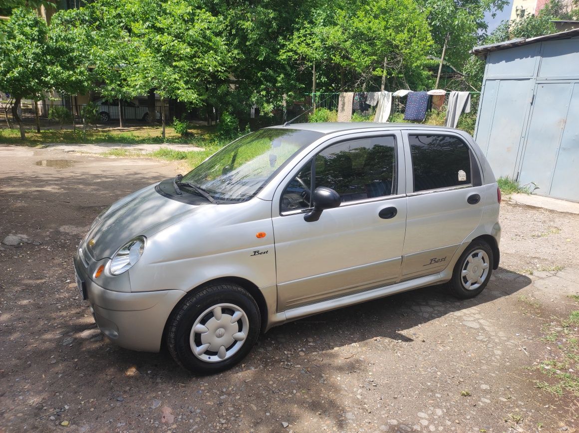 Matiz Best sotiladi  moshina o'zimiki Gaz Konditsioner bor