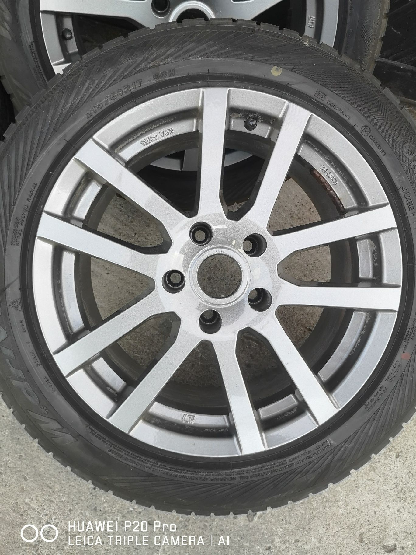 Roți iarnă bmw x3 cu dimensiunile 215 /60/17