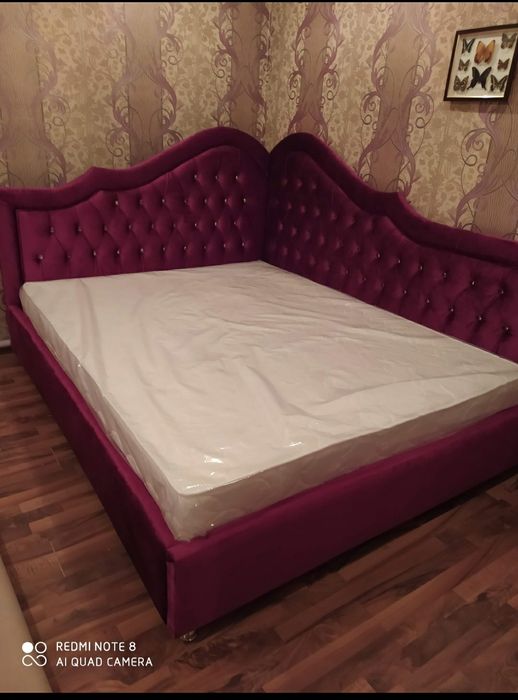 Срочно продам кровать с матрасом артопидическим