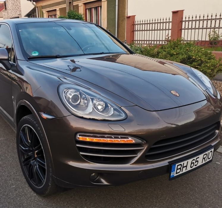Set de faruri porsche cayenne gts