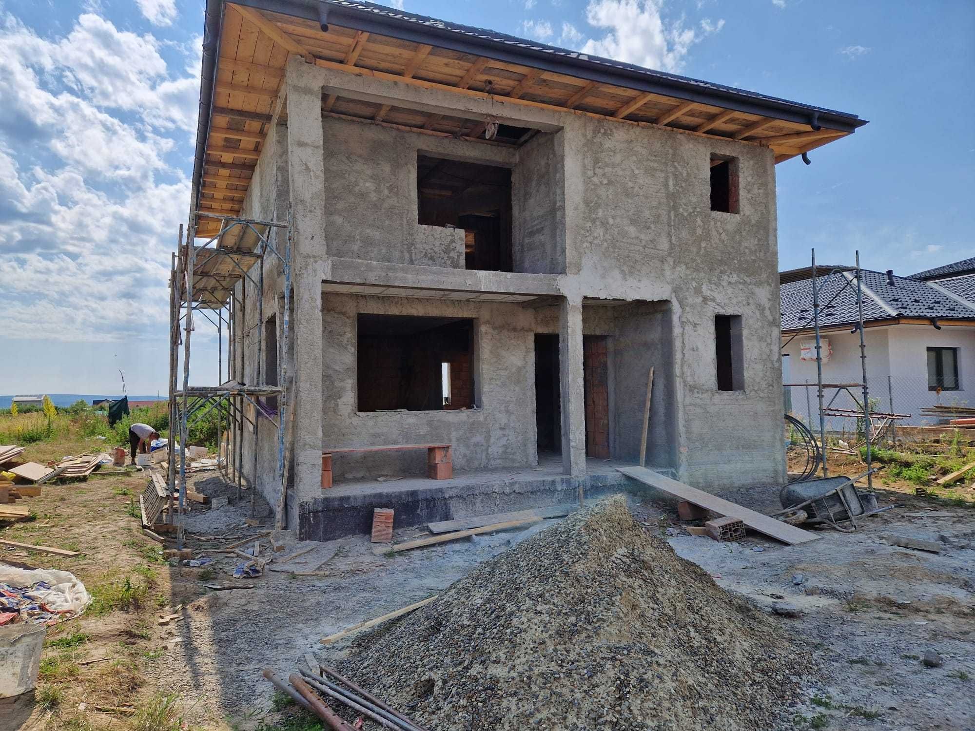 Casa Valea Ursului 600mp teren