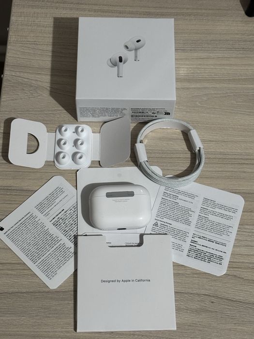 Vand AirPods Pro 2-noi,nefolosite,cu garanție!!!