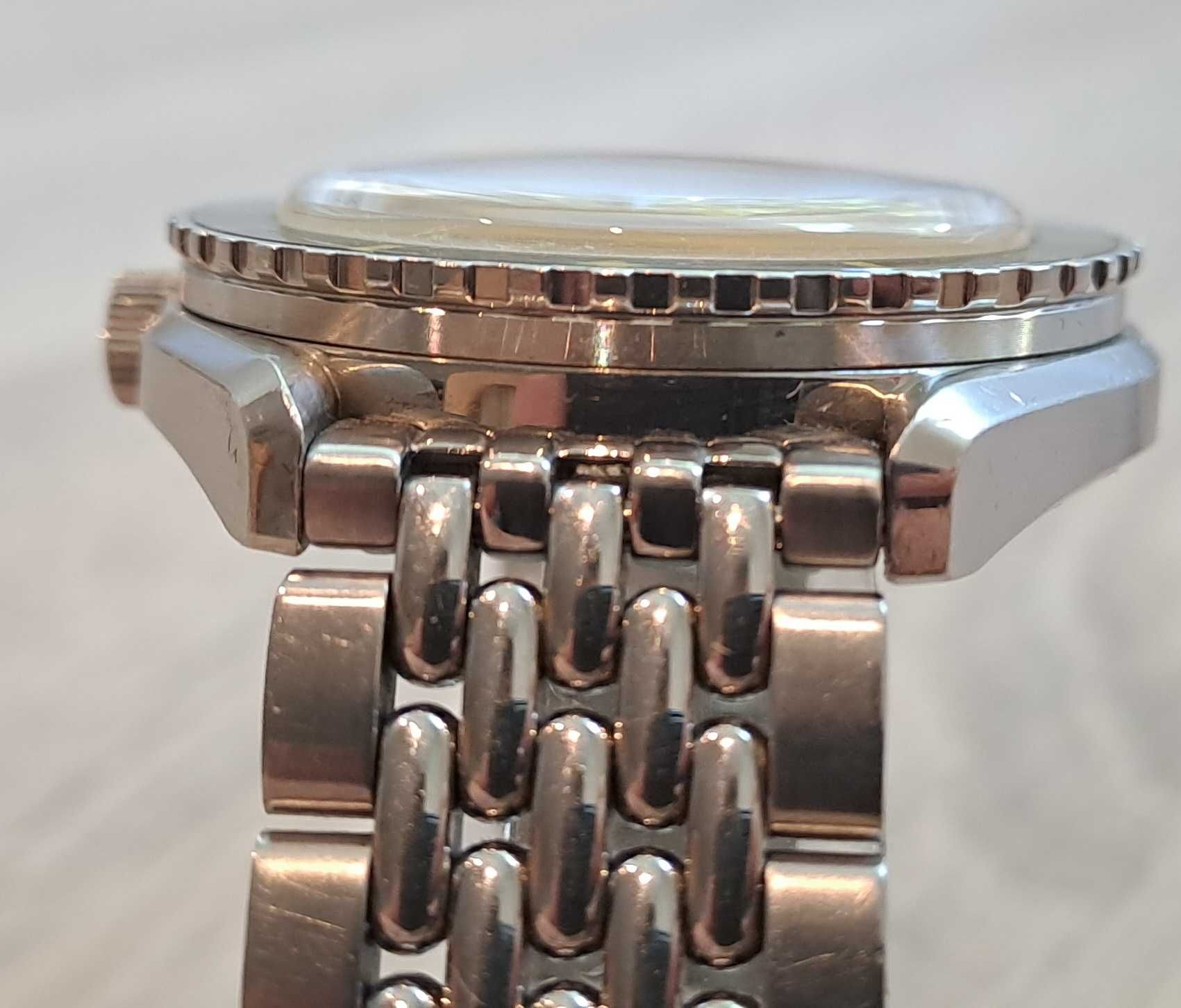 Doxa Sub 200 Divingstar Yellow Dial